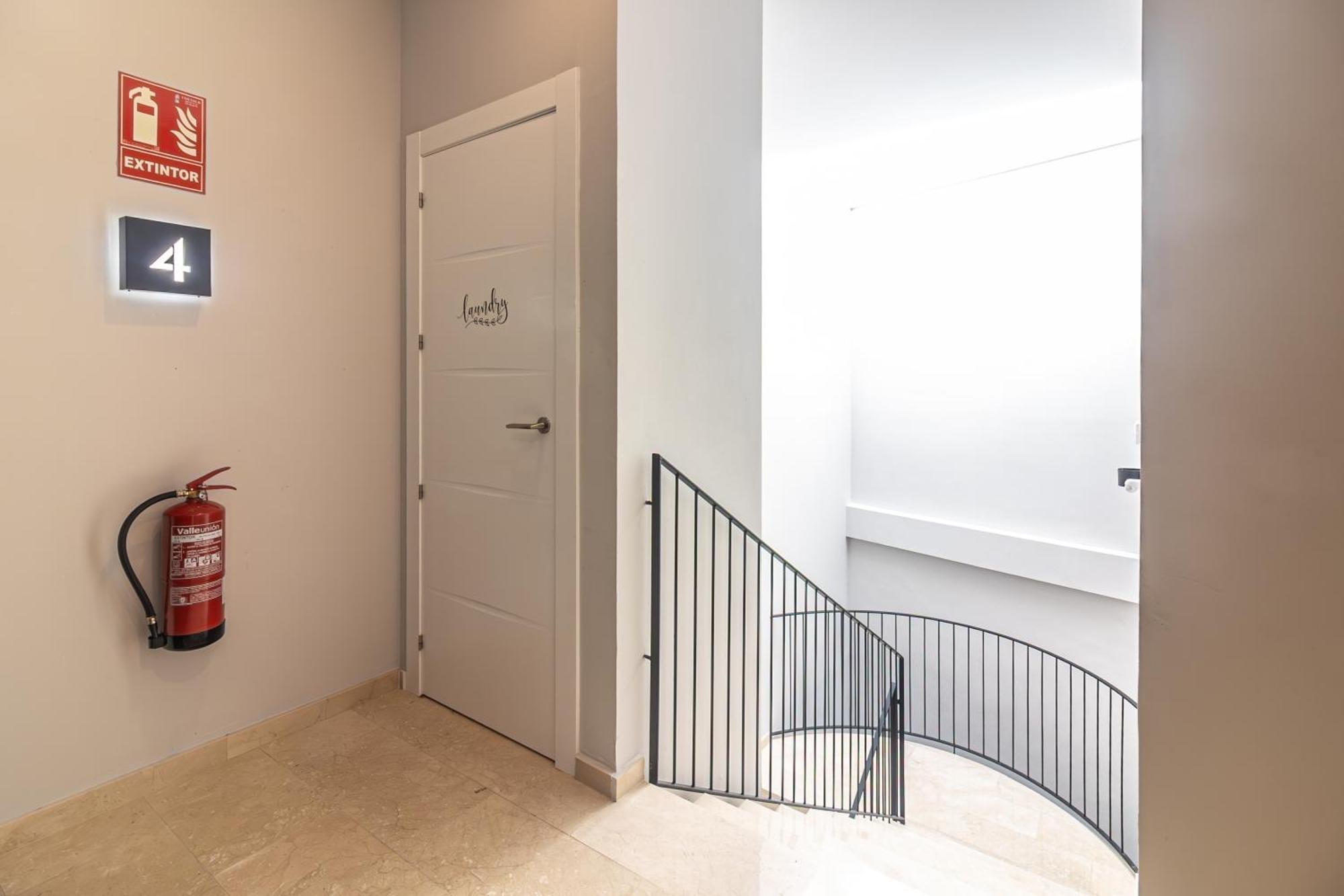 Malaga Center Flat Boutique Apartments City Center Bagian luar foto