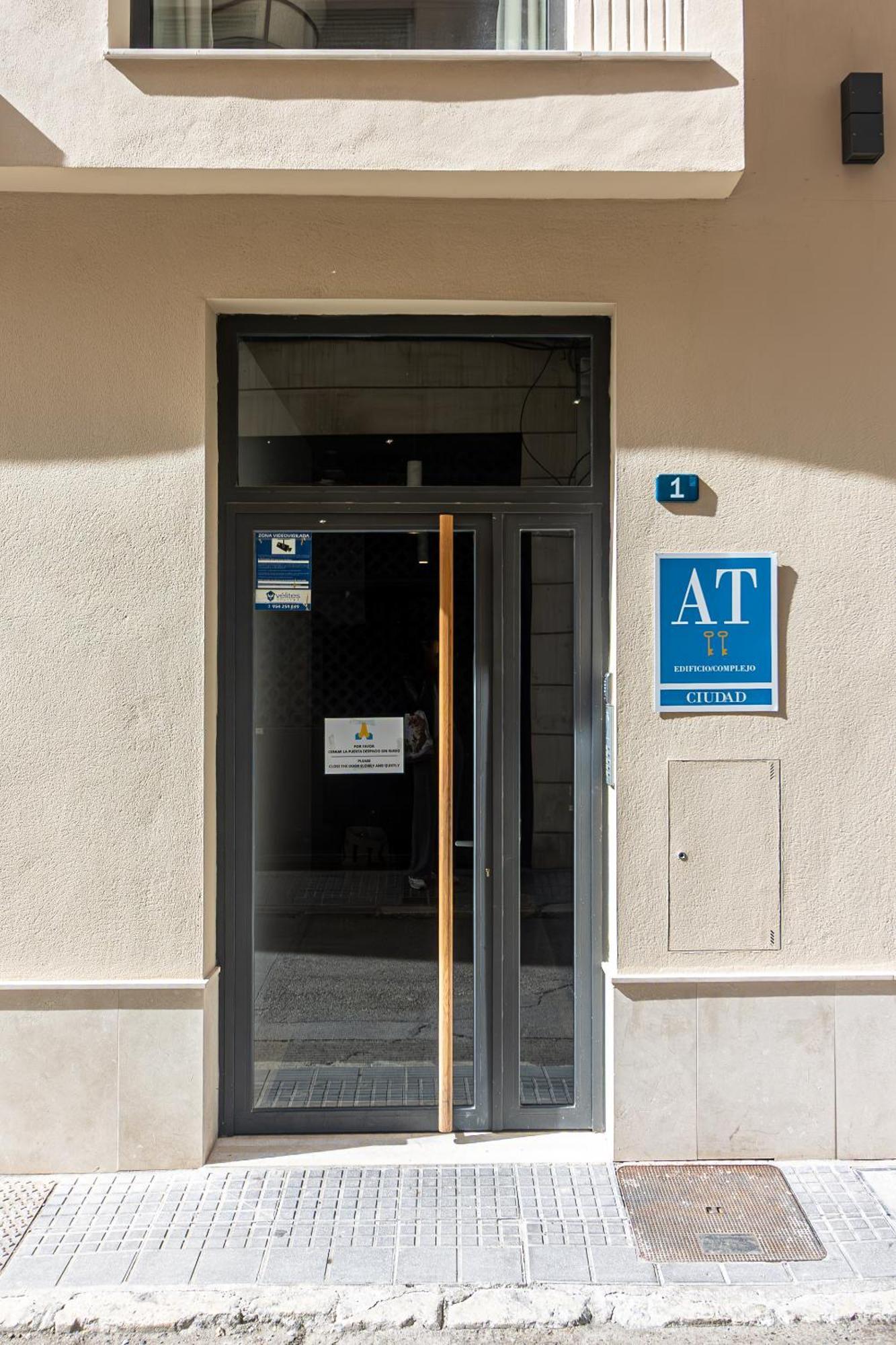 Malaga Center Flat Boutique Apartments City Center Bagian luar foto